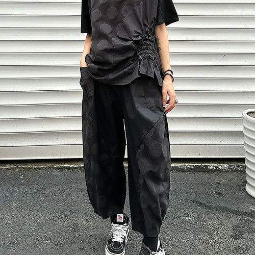 Load image into Gallery viewer, Women Black Dot Jacquard Pleated Big Size T-shirt New Round Neck Short Sleeve Fashion Tide Spring Summer 2025 1DJ1343
