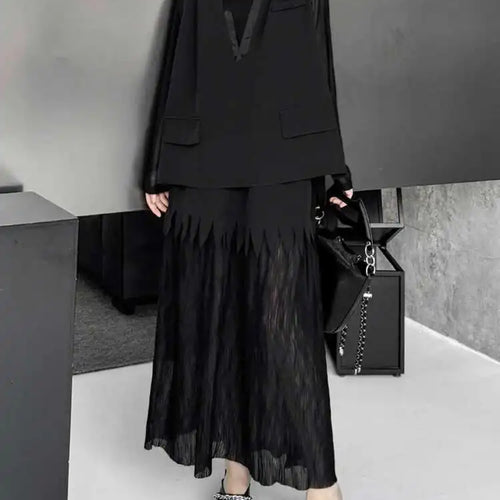 Load image into Gallery viewer, Black Big Size Vest Pleated Skirt Two Pieces Suit New V-Neck Sleeveless Women Fashion Tide Spring Autumn 2025 1DJ0261
