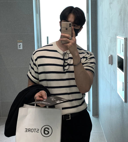 Korean Style Men's T-shirts Round Collar Striped Design Contrast Color Short Sleeved Casual Knitting Male Tee Summer 9W1197