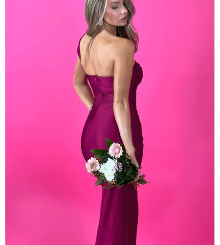 Elegant Sleeveless Single Shoulder Strap Zipper Evening Dress Women Pleated Slim Maxi Dress Female Party Club Vestidos