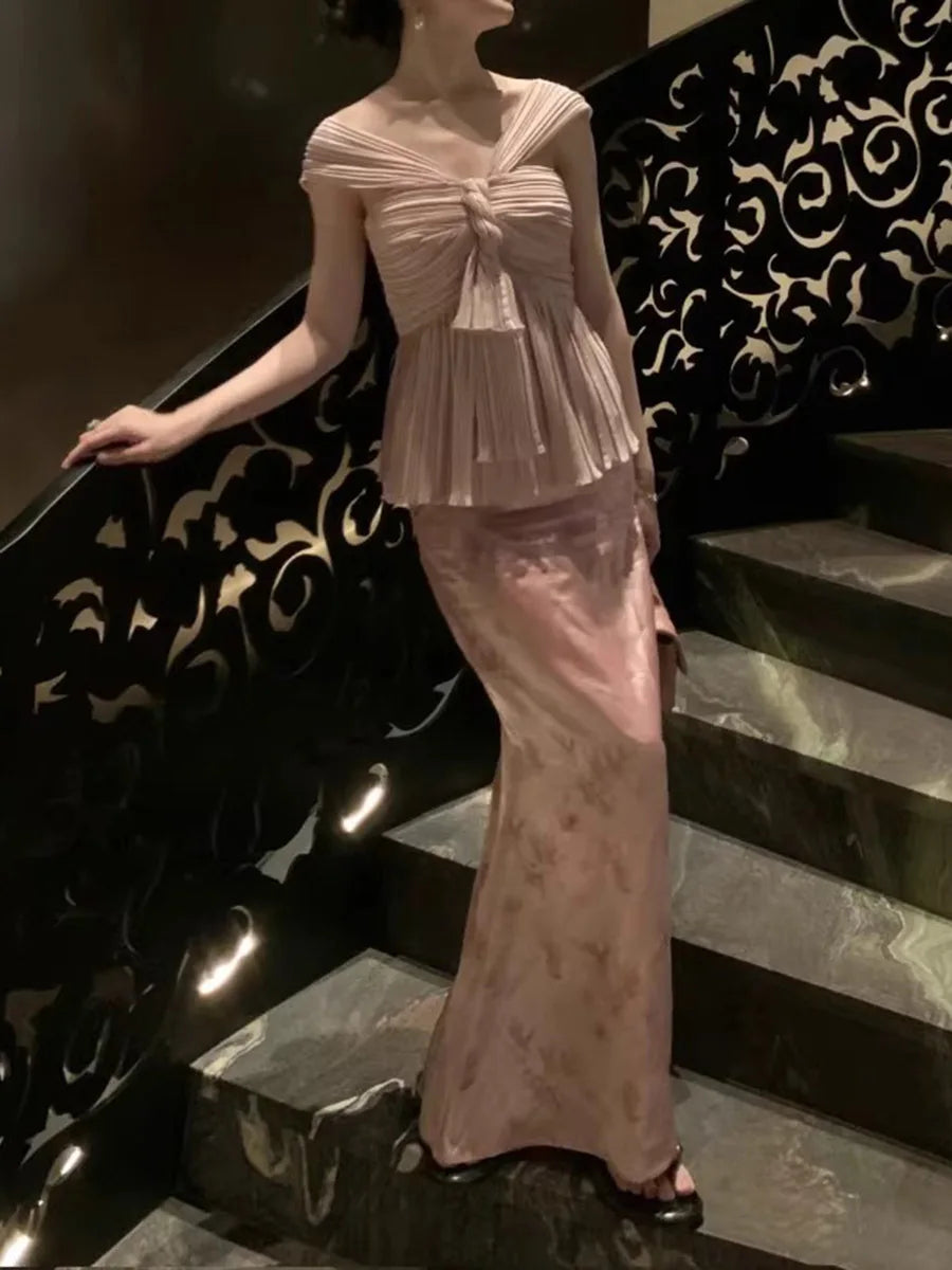 Solid Minimalist Spliced Folds Vest For Women V Neck Sleeveless Tunic Slimming Vests Female Fashion Style Clothes