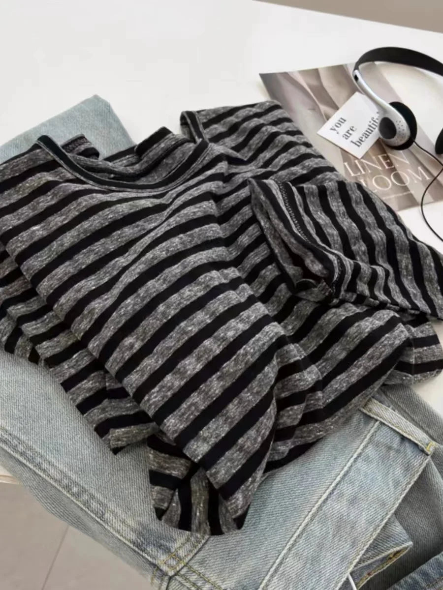Korean Fashion 2024 Autumn Winter New Gray Striped Round Neck Short T Shirt Women Long Sleeve Holiday Pullover Tops Casual Trend