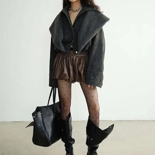 Load image into Gallery viewer, Women Brown Pleated Shaped Elegant Wide Leg Shorts New High Waist Trousers Fashion Tide Spring Summer 2025 1DH8268
