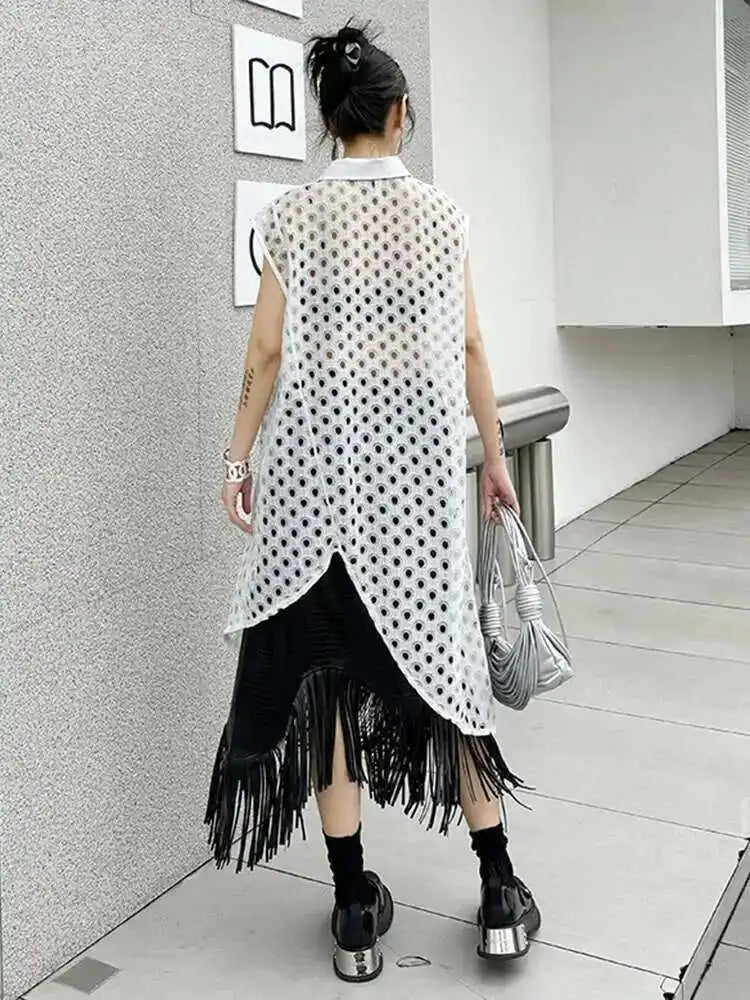 Women White Mesh Irreuglar Perspective Big Size Blouse New Lapel Sleeveless Shirt Fashion Tide Spring Summer 2025 1DH5527