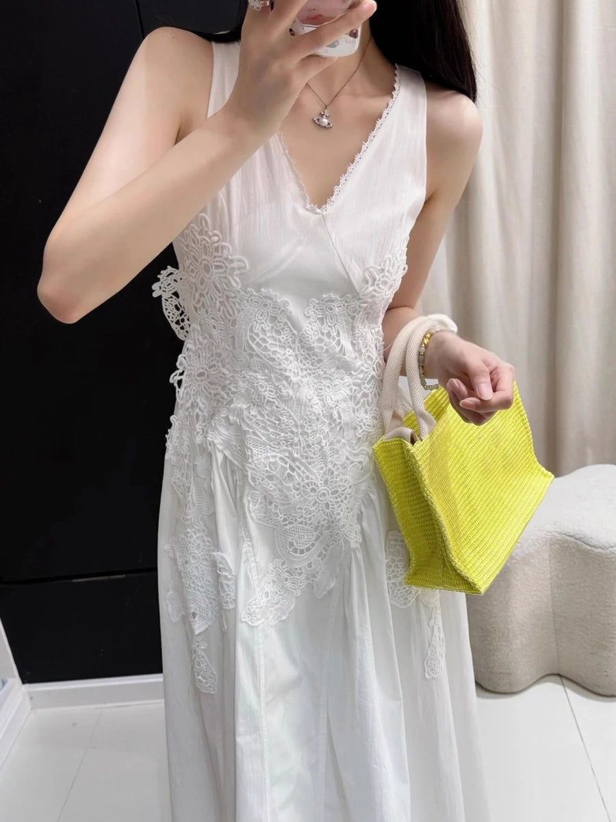 Solid Spliced Appliques Elegant Dresses for Women V Neck Sleeveless Patchwork Folds Long Dress Female Clothing New