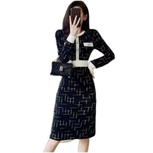 Load image into Gallery viewer, Autumn Winter Black Patchwork High Wais Round Neck Knit Dress French Women's Long Sleeved Office Slim Single Breasted Midi Dress
