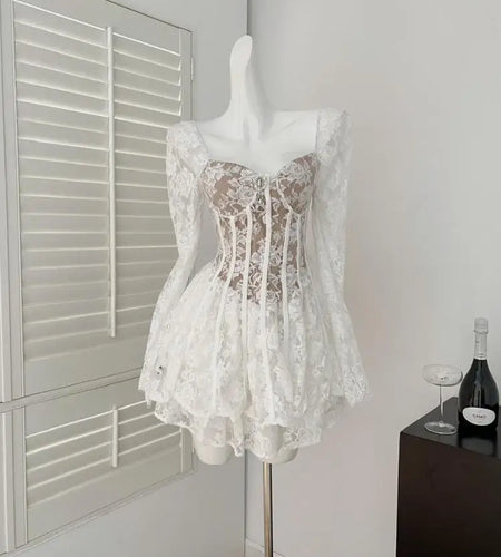 French Vintage Women's White Lace Elegant Backless Pleated Short Dress 2025 Spring Long Sleeves Slim Birthday Party Dress Trendy