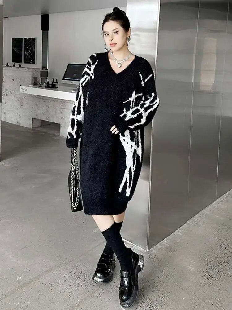 Women Black Pattern Thick Warm Big Size Sweater Dress New V-Neck Long Sleeve Fashion Tide Spring Autumn 2025 1DH8735
