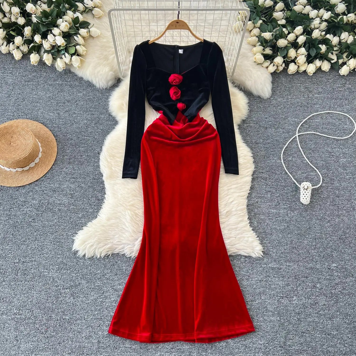 Retro 2024 Autumn Winter Women's Black Red Velvet Patchwork Slim Evening Party Dresses French Elegant Long Sleeved Pleated Dress