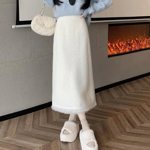 Load image into Gallery viewer, Vintage Women Black White Tassel Elegant High Waist Party Long Skirt 2024 Autumn Winter Khaki Straight Wrap Hip Knitted Skirts
