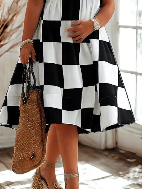 Women Plaid Midi Dresses 2025 Woman Loose Black White Contrast Color Appliques Deep V-Neck Pleated Party Dresses