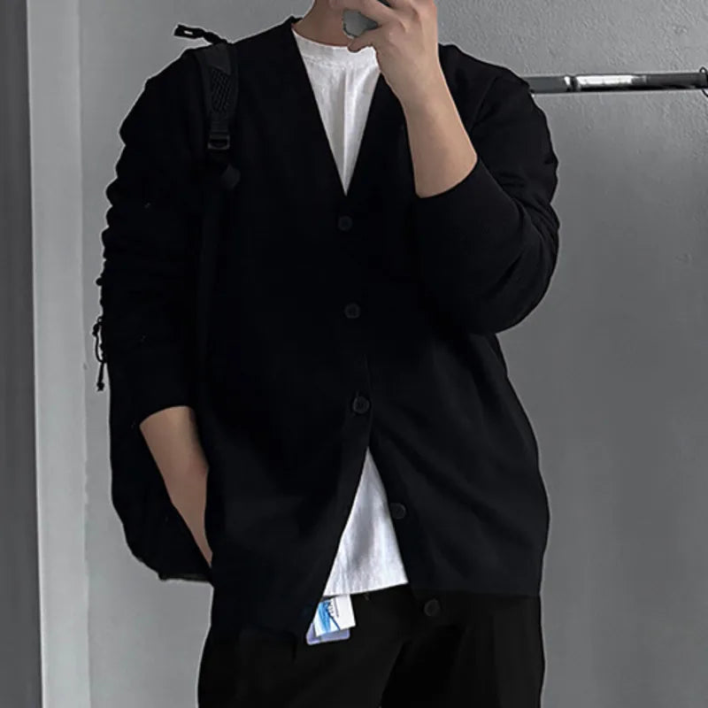 Men's Swearter New Korean Style Knitted V-neck Buttoned Sweaters Cardigan Loose Spring Single Breasted Male Top 9W1819