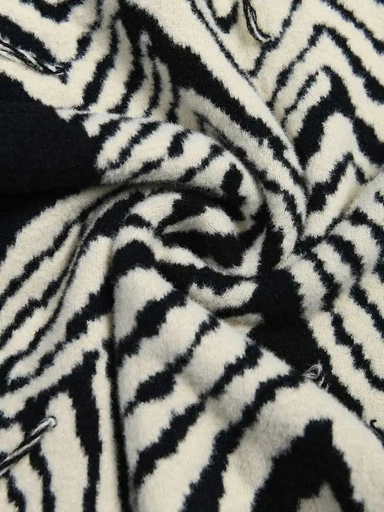 Women  Knitting Striped Tassels Big Size Dress New Round Neck Long Sleeve Loose Fit Fashion Tide Spring Autumn 2025 SG592