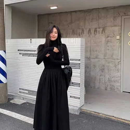 Load image into Gallery viewer, Women's New French Vintage Black Slim Temperament High-grade Temperament Knit Dress Autumn Winter Elegant Party Long Dress Trend
