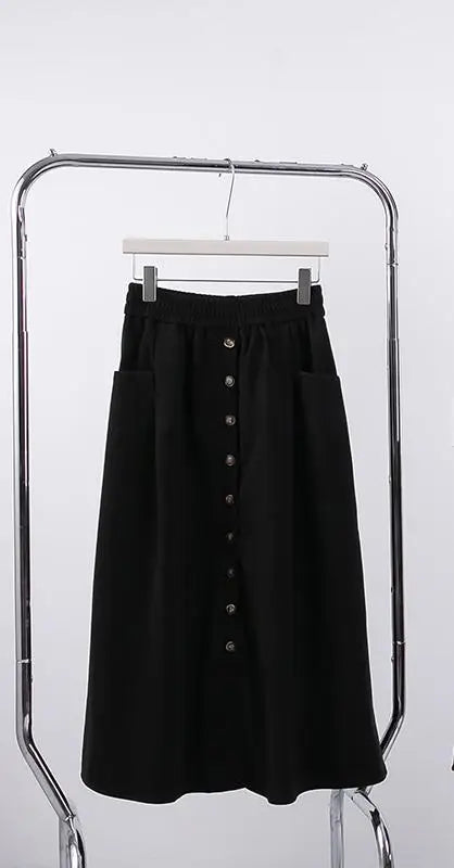 Korean Black Single Breasted Vacation Pleated Skirt Women's 2024 Autumn Winter Brown Elegant High Waist Plus Size Long Skirt New