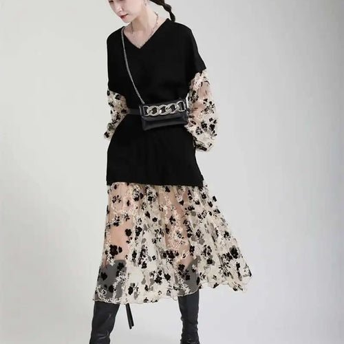 Load image into Gallery viewer, Women Pattern Printed Perspective Big Size Dress New V-Neck Long Sleeve Loose Fit Fashion Tide Spring Autumn 2025 1DE3176
