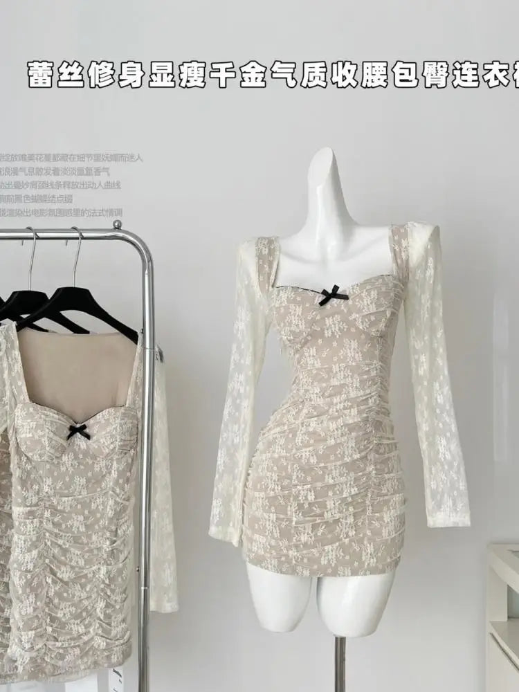 French Vintage Women's Beige Lace Long Sleeved Elegant Short Dress Autumn Winter Square Neck Bow Pleated Wrap Hip Mini Dress New