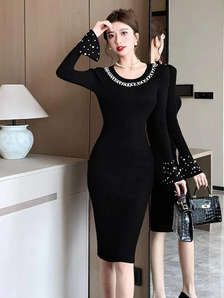Korean Solid Pearl Simple Round Neck Long Sleeved Knitting Dress Women Elegant Long Sleeve Office Dress Autumn Winter 2024 Trend