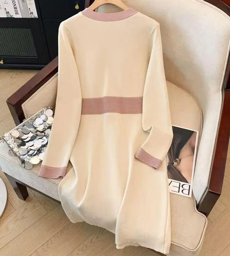 Autumn Winter Beige Single Breasted Long Sleeves Knitted Dress French Women V-neck Elegant Office Ladies Dress Casual Streetwear