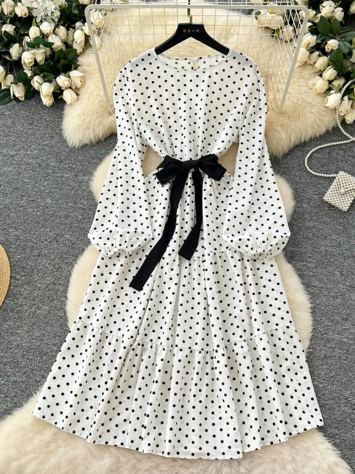 French Retro 2025 Spring New White Polka Dot Elegant Long Sleeves Bow Dress Women Round Neck Vacation Party Pleated Dress Trendy