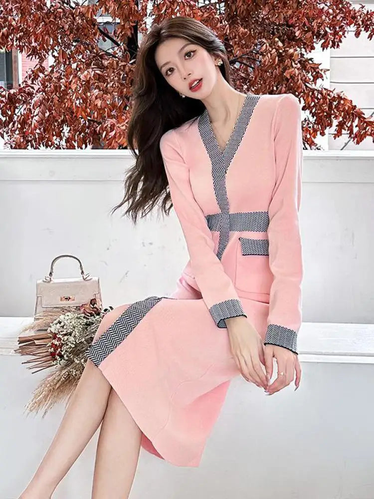 Autumn Winter French Patchwork Long Sleeves Festival Knitted Dresses Women's Elegant V Neck High Waist Wrap Hip Dress Streetwear