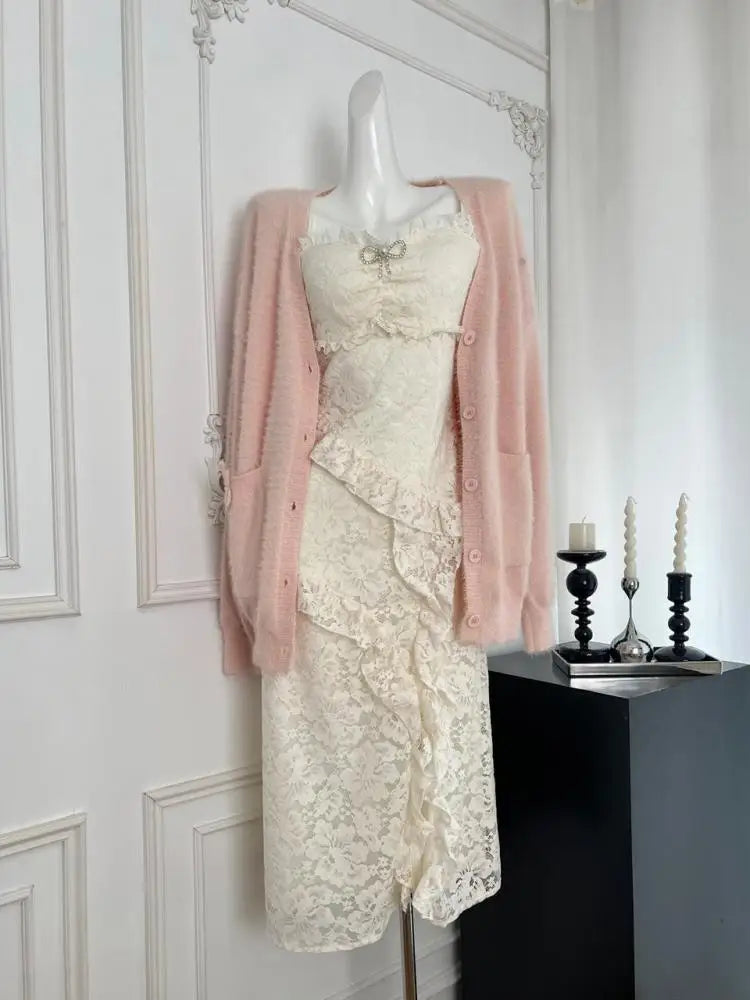 Summer 2024 French Vintage Beige Lace Sleeveless Elegant Spaghetti Strap Long Dress Women Backless Ruffles Party Evening Dresses