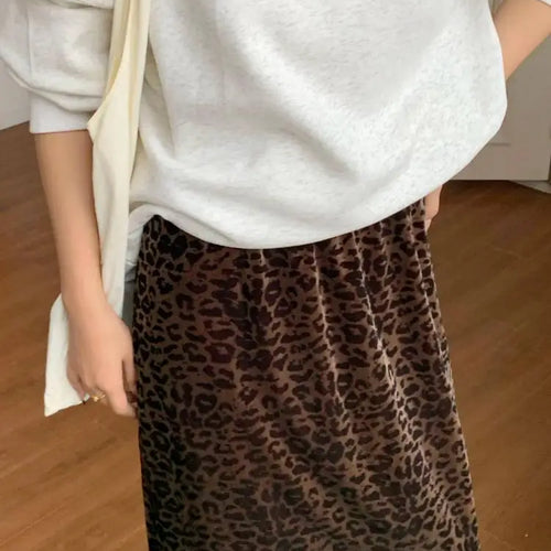 Load image into Gallery viewer, Vintage Ladies Velvet Leopard Print Elastic High Waist Holiday Party Long Skirts Autumn Winter Women Elegant Boho Skirt Popular
