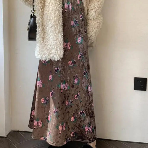 Load image into Gallery viewer, Retro Brown Floral Elegant Party Long Skirt Black Print Elastic High Waist Velvet Skirts Autumn Winter All-match Fashion Women
