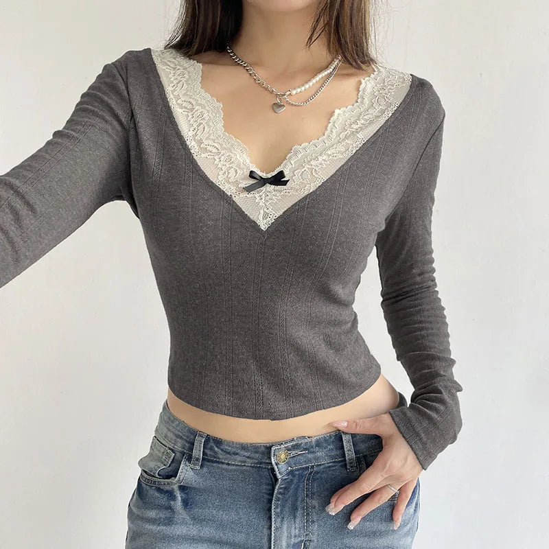 V Neck Vintage Fashion Women T-shirts Slim Bow Y2K Aesthetic Lace Patched Korean Autumn Tee Shirt Cute Knit Clothing
