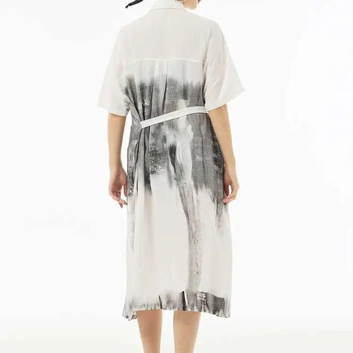 Load image into Gallery viewer, Women Green Pattern Printed Belted Big Size Shirt Dress New Lapel Short Sleeve Fashion Tide Spring Summer 2025  1DH5759
