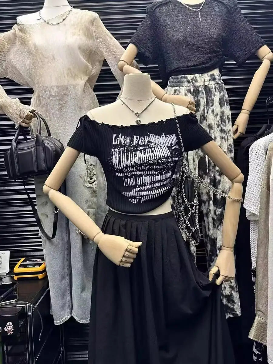 Black Letters Print Short Sleeved Knit T-shirt For Women's 2024 Summer New Red Slim Off Shoulder Lace-up Tops Trend Streetwear
