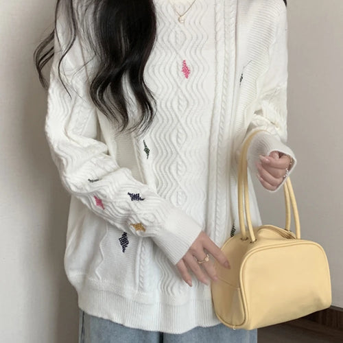 Load image into Gallery viewer, Women Knitted Sweater Autumn New O-Neck Vintage Embroidered Knitwear Baggy Long Sleeve Warm Lady White Pullover Chic
