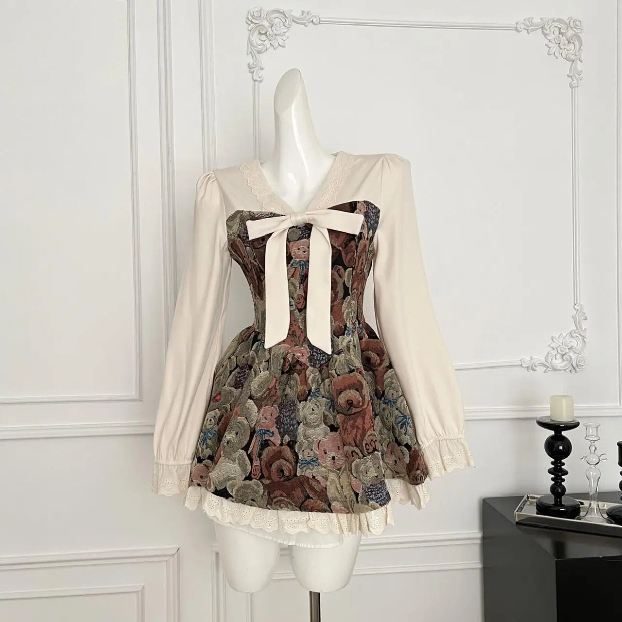 French Retro Women Fashion Beige Floral Patchwork Lace Mini Dress Autumn Winter Sweet Long Sleeved Ruffles Bow Short Dress Boho