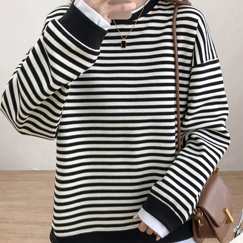 Load image into Gallery viewer, Loose Fake Two Piece Set Hoodies Ins Casual Chic Streetwear Pullovers Fashion Korean Striped Spell Color Women&#39;s Hoodies
