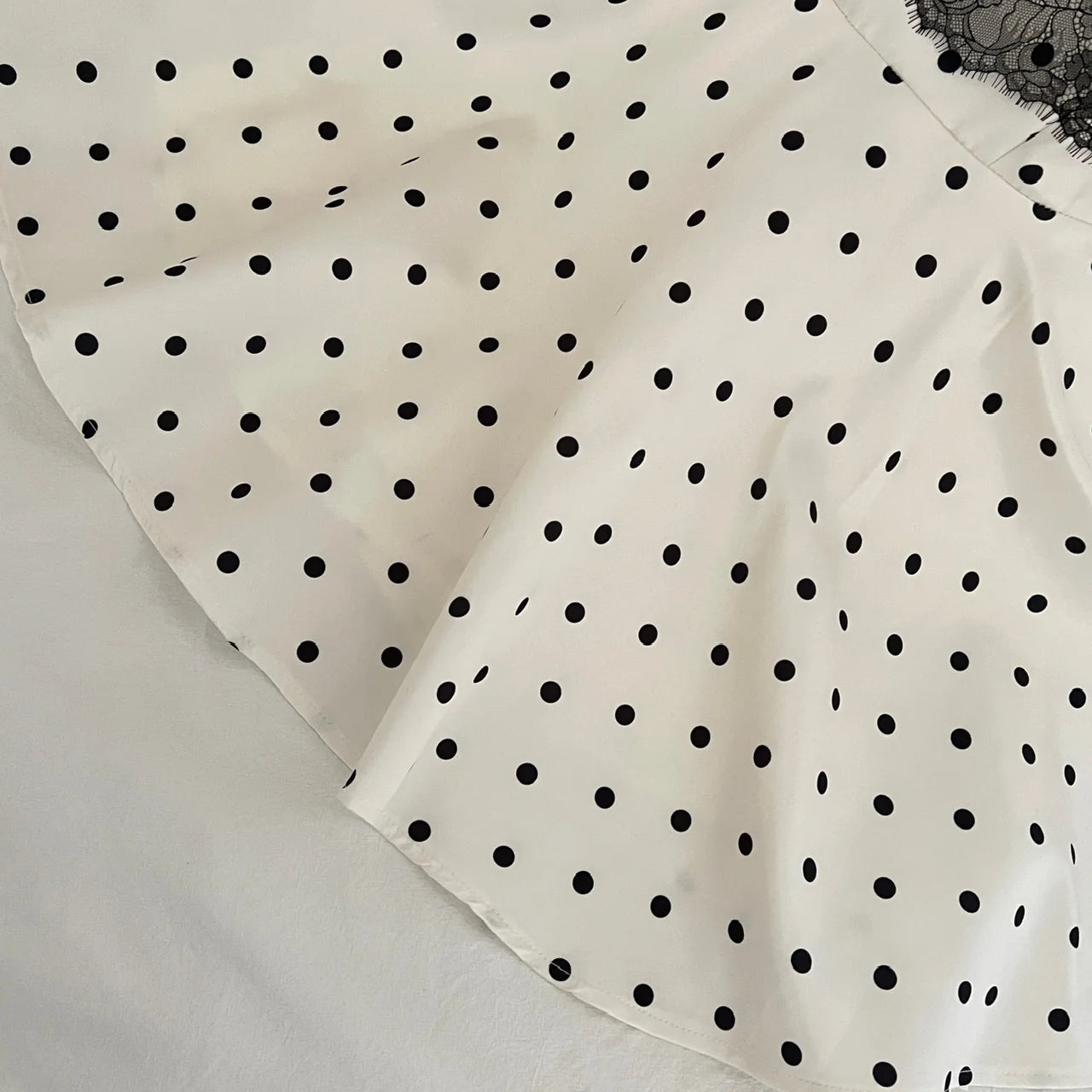 French Retro Women Black White Dot Patchwork Lace Elegant Sexy Backless Slip Short Dress 2025 Summer Sleeveless Slim Party Dress