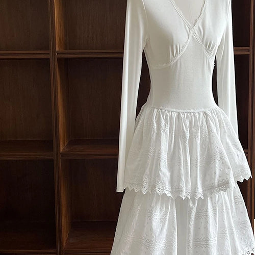 Load image into Gallery viewer, Women White Brief Slim Elegant Layers Long Cake Dress New V-Neck Long Sleeve Fashion Tide Spring Autumn 2025 1DH9982
