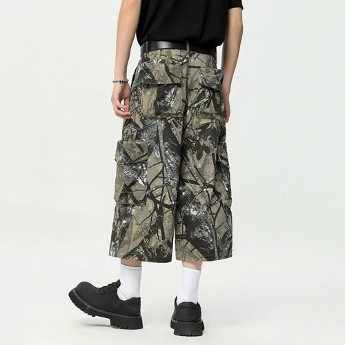 Load image into Gallery viewer, American Style Men Graffiti Cropped Trousers Summer Fashion Casual  Straight Wide Leg Male Shorts Camouflage Color 9C6630
