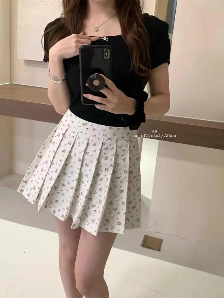 Women's Sweet White Floral Pleated Mini Skirts 2024 Summer Elegant High Waist A-line Short Skirt Fresh Style Streetwear Fashion