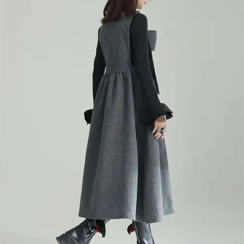 Load image into Gallery viewer, Women Gray Bow Bandage Spliced Long Elegant Woolen Dress New Sleeveless Loose Fit Fashion Tide Autumn Winter 2025 1DF3527
