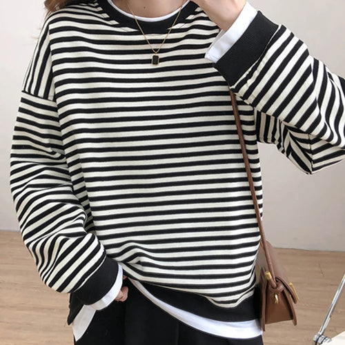 Load image into Gallery viewer, Loose Fake Two Piece Set Hoodies Ins Casual Chic Streetwear Pullovers Fashion Korean Striped Spell Color Women&#39;s Hoodies
