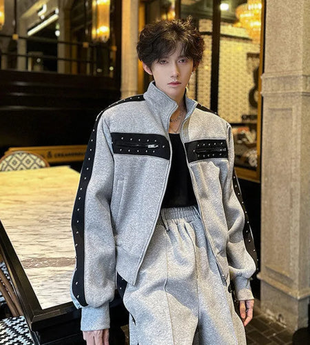 Men's Jacket Rivets Design Contrasting Color Stand Collar New Korean Shoulder Pad Jackets Multi Zippers Spring 2025 9W1344
