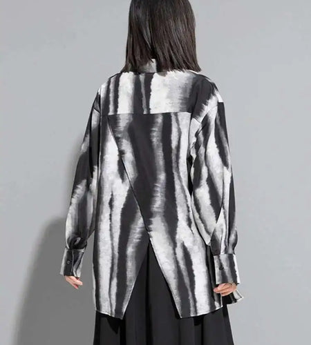 Women Striped Tie Dye Back Split Big Size Blouse New Lapel Long Sleeve Loose Fit Shirt Fashion Spring Autumn 2025 1DF6518