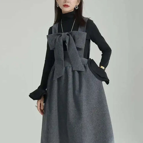 Load image into Gallery viewer, Women Gray Bow Bandage Spliced Long Elegant Woolen Dress New Sleeveless Loose Fit Fashion Tide Autumn Winter 2025 1DF3527
