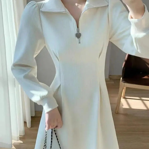 Load image into Gallery viewer, Autumn Winter French Ladies Black Elegant Long Dress White Velvet Thick Warm Long Sleeve Simple Evening Party Zipper Dress
