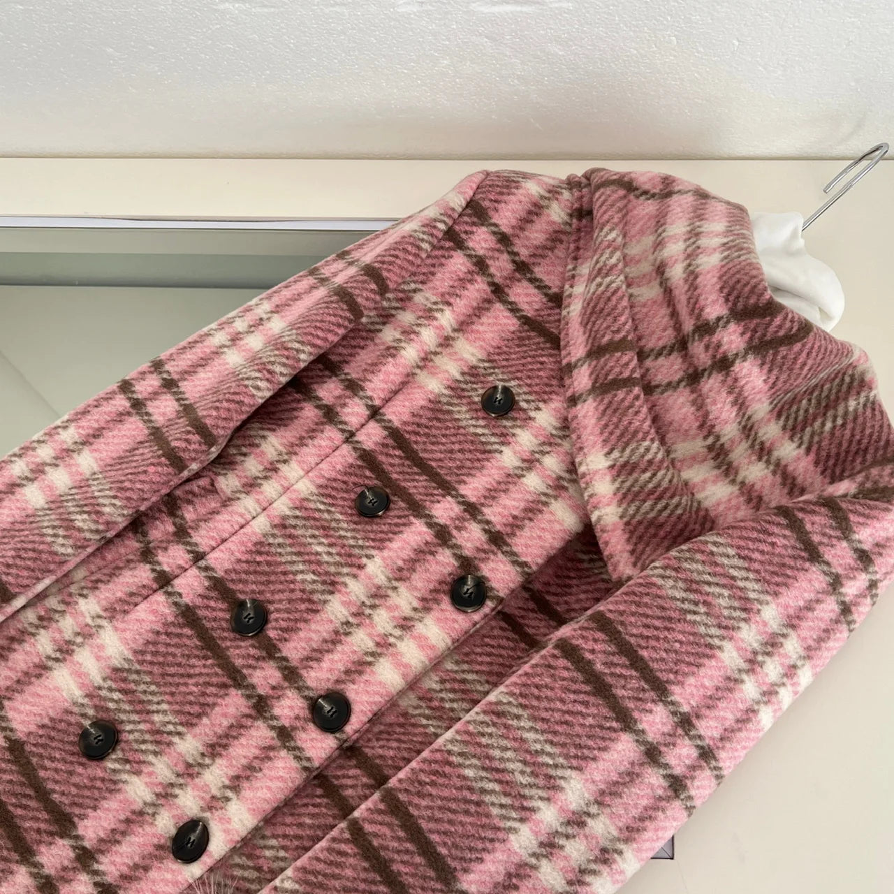Vintage Winter Pink Plaid Elegant Big Scarf Collar Double Breasted Woolen Coat Women Korean Fashion Elegant Slim Long Jacket New