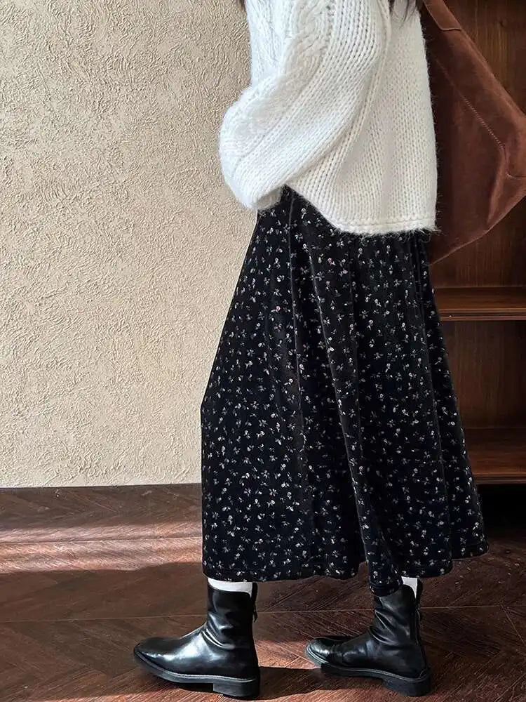 High Elastic Waist Black Pattern Printed Velvet A-line Half-body Skirt Women Fashion Tide New Spring Autumn 2025 1DH8929