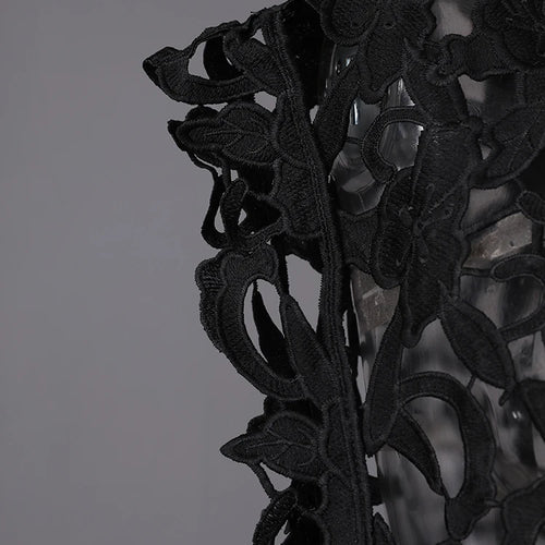 Load image into Gallery viewer, Women Black Lace Hollow Out Perspective Big Size Dress New Round Neck Sleeveless Fashion Tide Spring Summer 2025 1DJ0243
