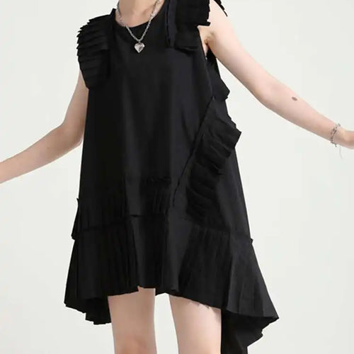 Load image into Gallery viewer, Women White Irregular Pleated Big Size Elegant Dress New Round Neck Sleeveless Fashion Tide Spring Summer 2025 1DH5375
