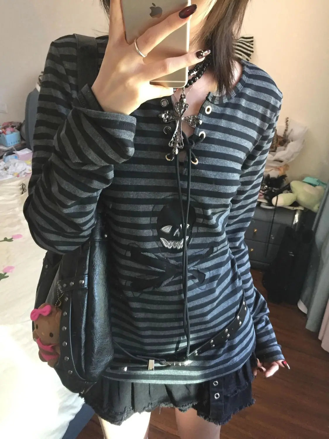 Stripe Grunge T-shirt Women Harajuku Vintage Punk Skull Print Tops Casual Y2k Aesthetic Streetwear Loose Gothic Bandage Tshirts