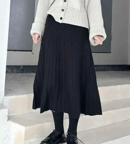 High Elastic Waist Black Pleated Knitting Sweater A-line Half-body Skirt Women Fashion Tide New Autumn Winter 2025 1DH9208